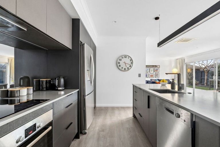 Photo of property in 8 Richards Street, Cambridge, 3434
