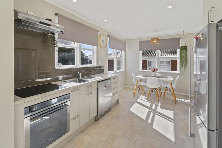 Photo of property in 13 Fairview Avenue, Opaheke, Papakura, 2113