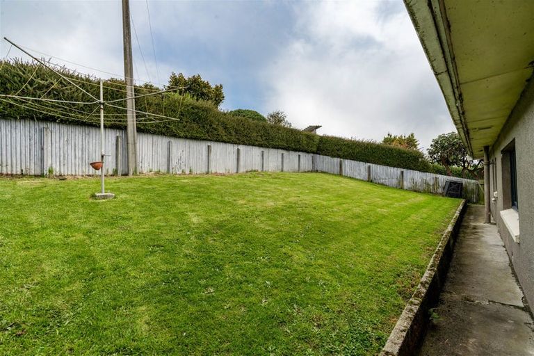 Photo of property in 9 Ryrie Street, Balclutha, 9230