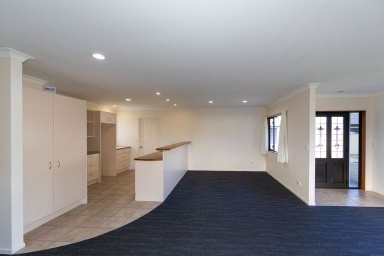 Photo of property in 2b Forward Street, Greenmeadows, Napier, 4112