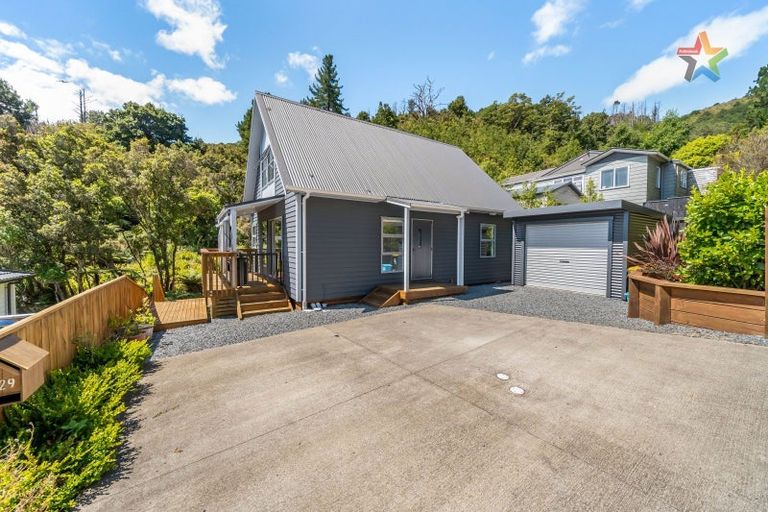Photo of property in 129 Manuka Street, Stokes Valley, Lower Hutt, 5019
