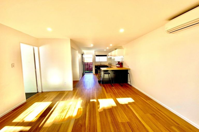 Photo of property in 1/10 Mangaroa Hill Road, Maoribank, Upper Hutt, 5018