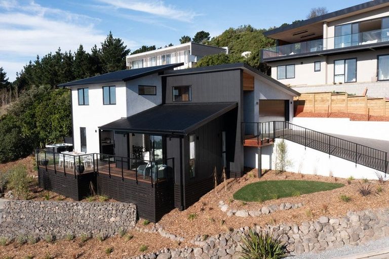 Photo of property in 307a Mount Pleasant Road, Mount Pleasant, Christchurch, 8081