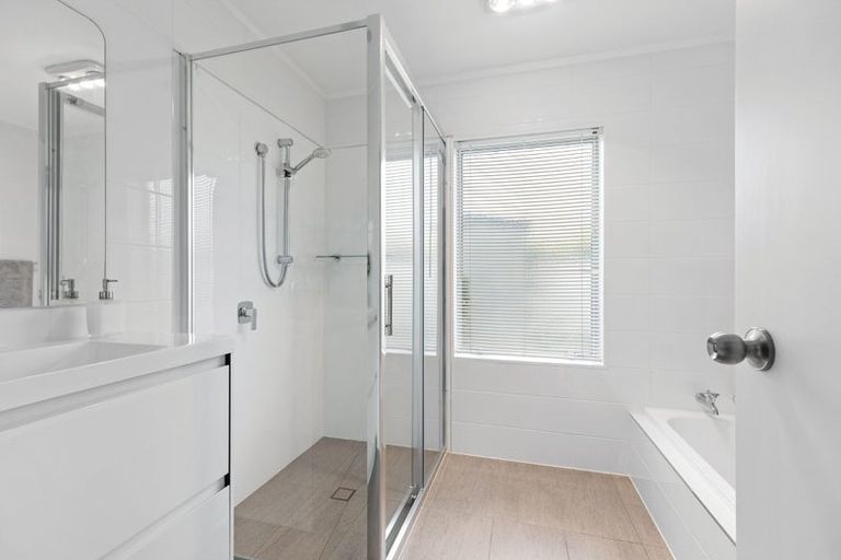 Photo of property in 4/10 Ranch Road, Mount Maunganui, 3116