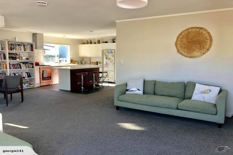 Photo of property in 23 Darlington Road, Miramar, Wellington, 6022