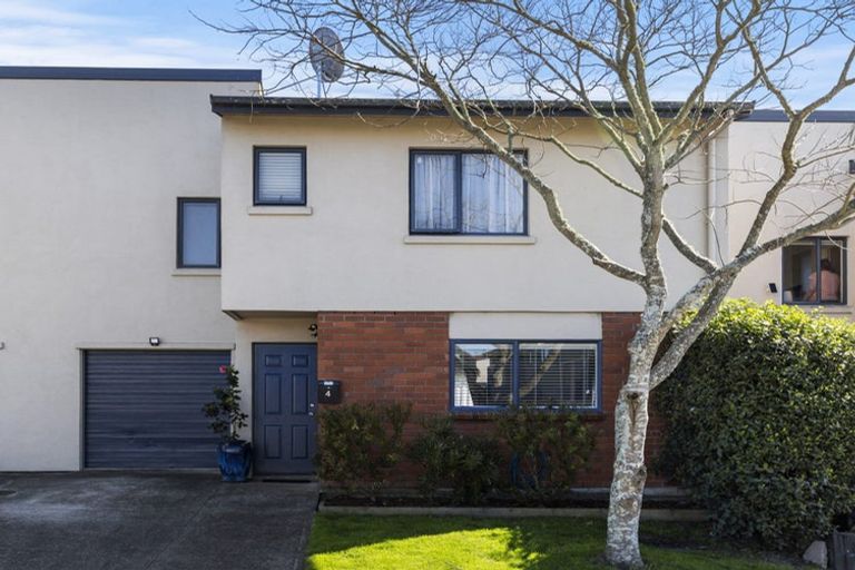 Photo of property in 4 Kora Avenue, Ranui, Auckland, 0612