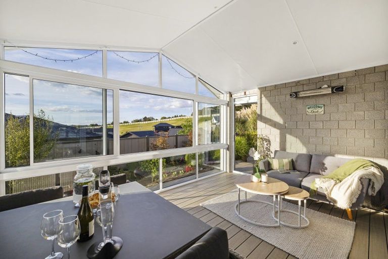 Photo of property in 3 Kissling Terrace, Pyes Pa, Tauranga, 3112