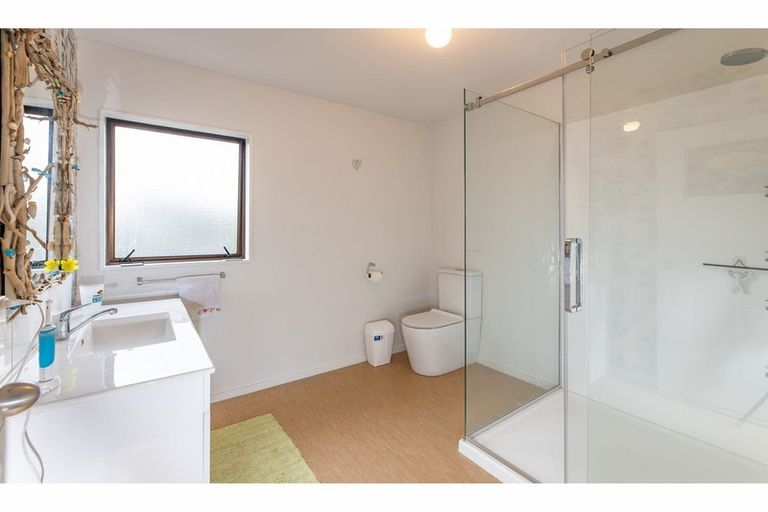 Photo of property in 51a Shackleton Street, New Brighton, Christchurch, 8061