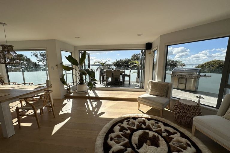 Photo of property in 3/43 Princes Street, Northcote Point, Auckland, 0627