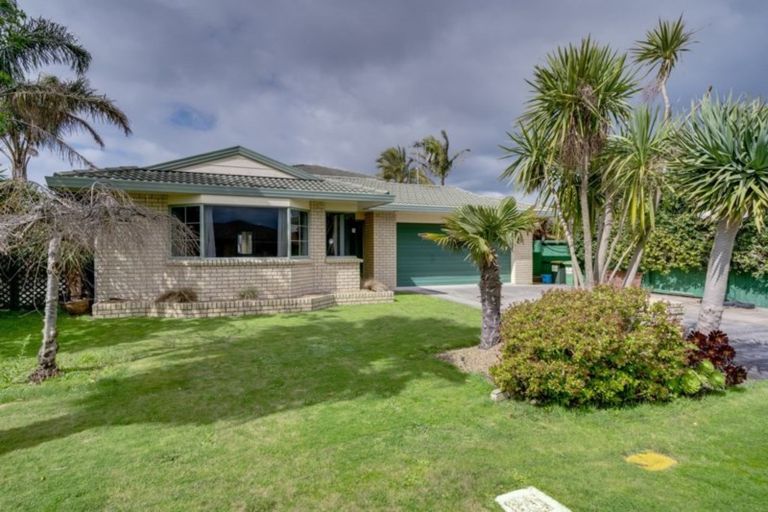 Photo of property in 53 Ocean Crest, Papamoa Beach, Papamoa, 3118