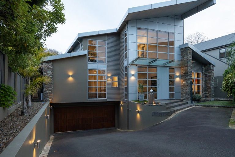 Photo of property in 23a Montgomery Terrace, Hokowhitu, Palmerston North, 4410