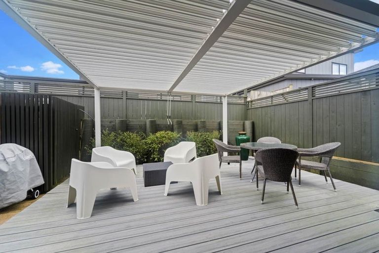 Photo of property in 4 Nohoanga Road, Karaka, Papakura, 2113