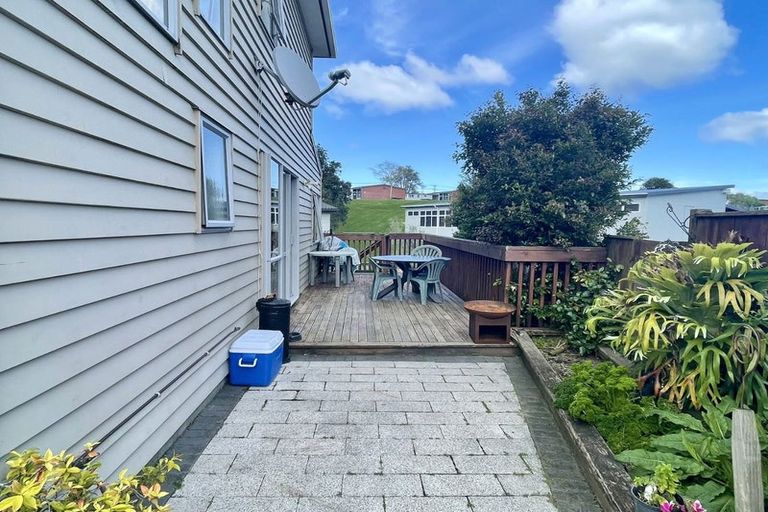 Photo of property in 121a Bruce Road, Glenfield, Auckland, 0629