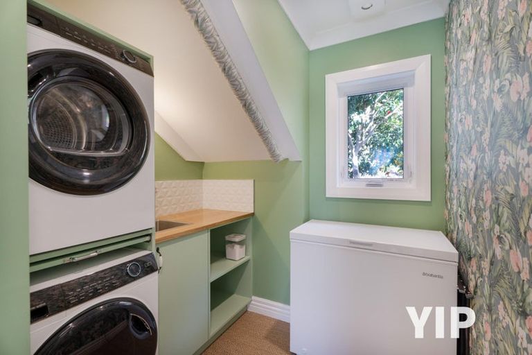 Photo of property in 4 Glenside Road, Glenside, Wellington, 6037