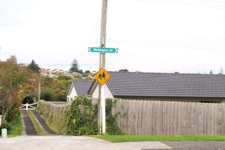 Photo of property in 70 Wellington Street, Howick, Auckland, 2014