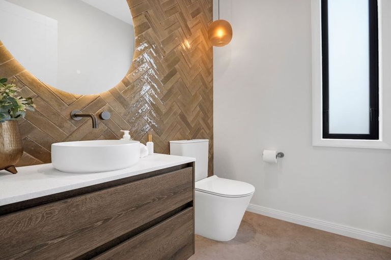 Photo of property in 26 Whakahaumako Road, Leamington, 3495