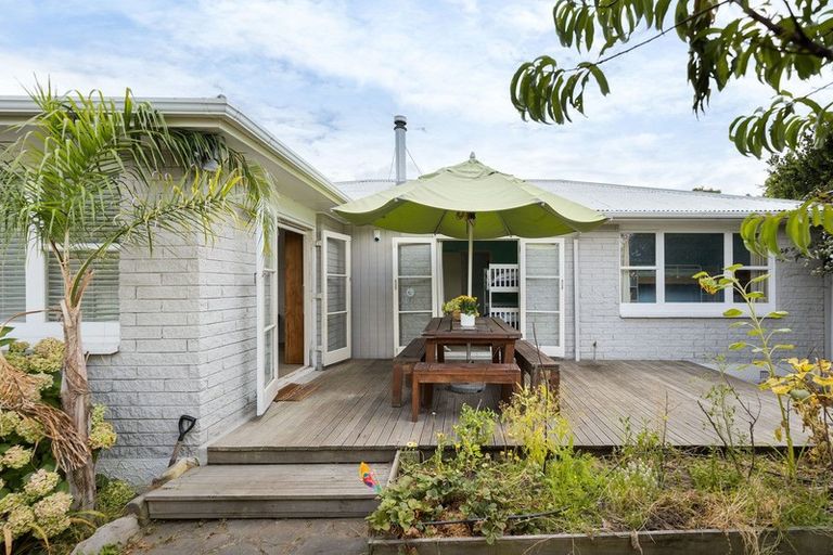 Photo of property in 553 Maunganui Road, Mount Maunganui, 3116