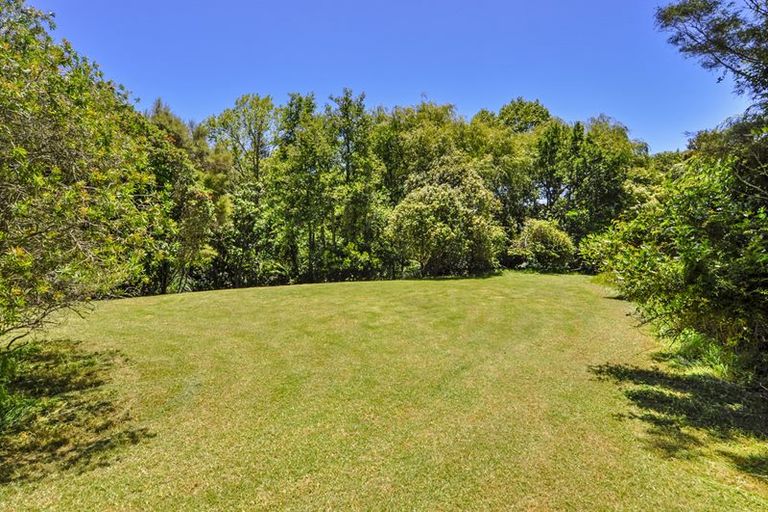 Photo of property in 47 Puke Road, Kumeu, 0891