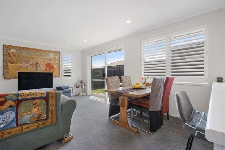 Photo of property in 20 Pioneer Crescent, Omokoroa, 3114