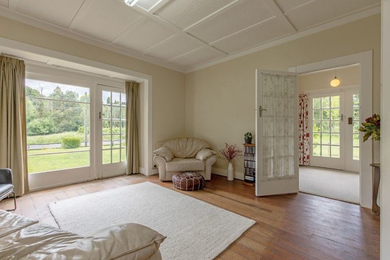 Photo of property in 36 Riverdale Road, Dannevirke, 4930