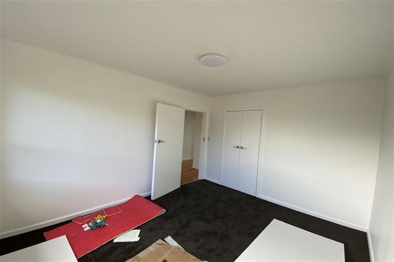Photo of property in 50 Awaroa Road, Sunnyvale, Auckland, 0612