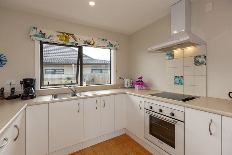Photo of property in Georgia Estate, 33/3 Georgia Grove, Paraparaumu, 5032