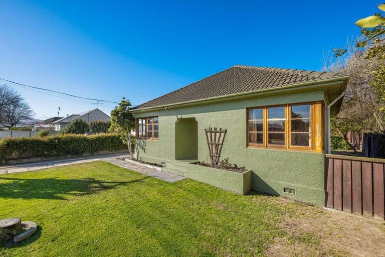Photo of property in 36 Warwick Street, Mayfield, Blenheim, 7201