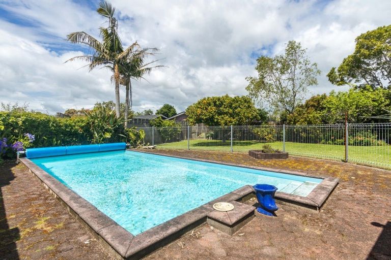 Photo of property in 13 Julian Place, Westown, New Plymouth, 4310