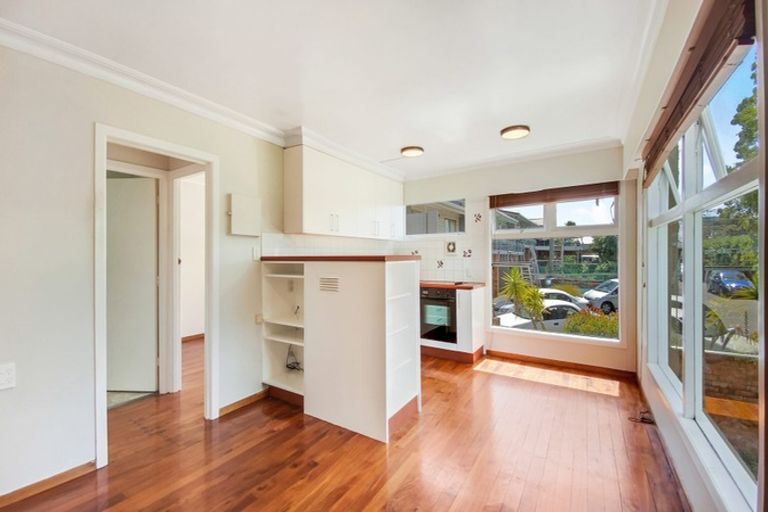 Photo of property in 12/2 Westwood Terrace, Saint Marys Bay, Auckland, 1011