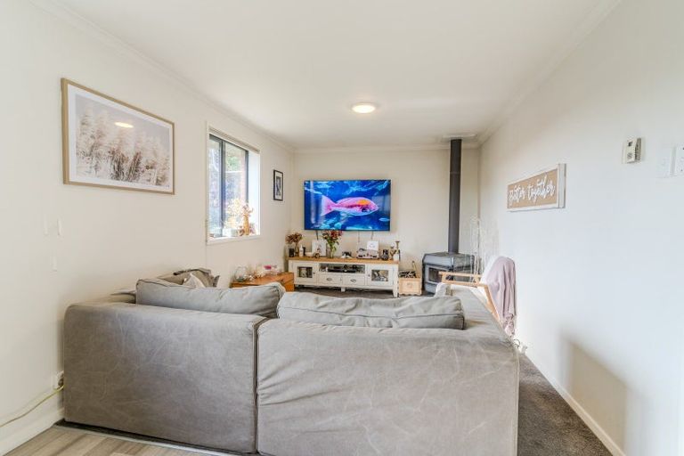 Photo of property in 2 Flower Street, Fairfield, Dunedin, 9018