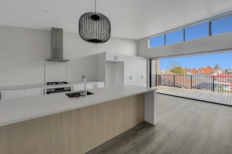 Photo of property in 7c Wellington Street, Hamilton East, Hamilton, 3216