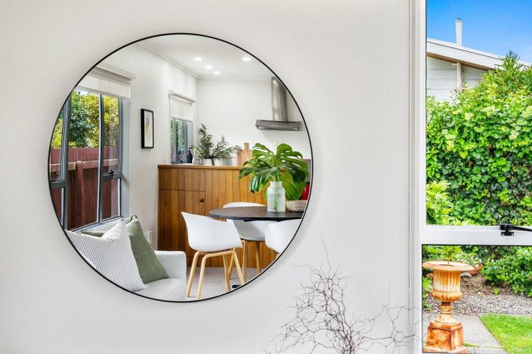 Photo of property in 1 Balmoral Street, Taradale, Napier, 4112