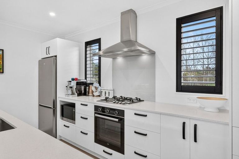 Photo of property in 4 Pinedale Crescent, Riversdale Beach, Masterton, 5872