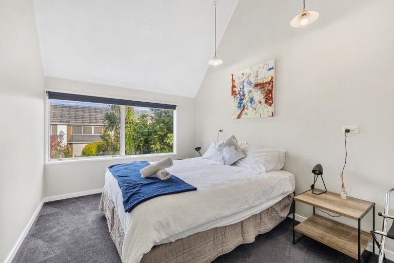 Photo of property in 100 Lake Road, Koutu, Rotorua, 3010