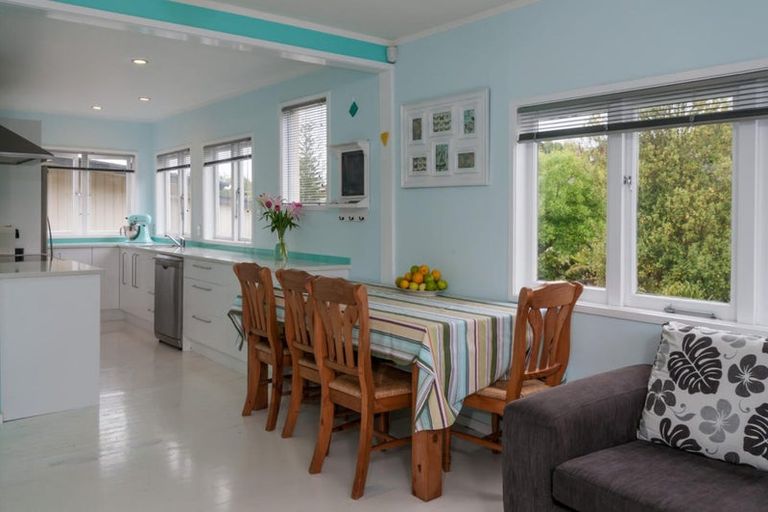 Photo of property in 30 Hythe Terrace, Mairangi Bay, Auckland, 0630