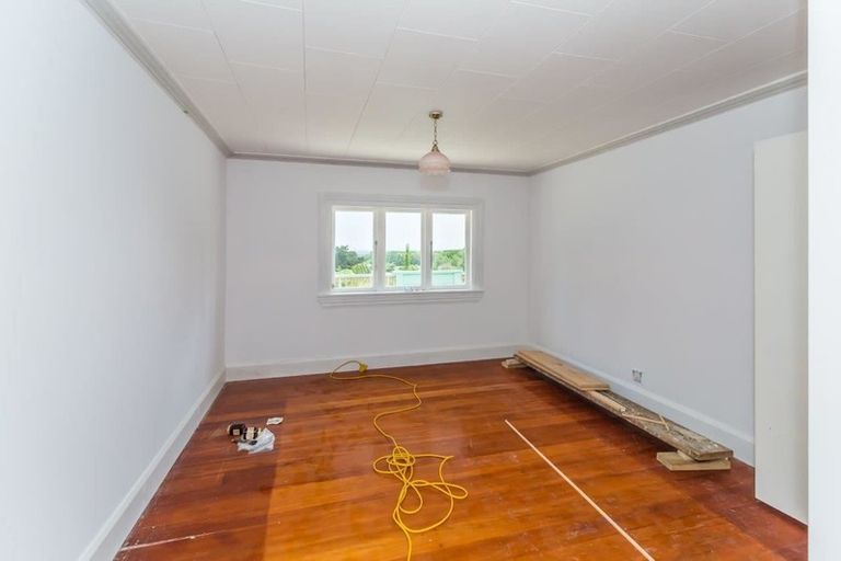 Photo of property in 353 North Manakau Road, Manakau, Levin, 5573