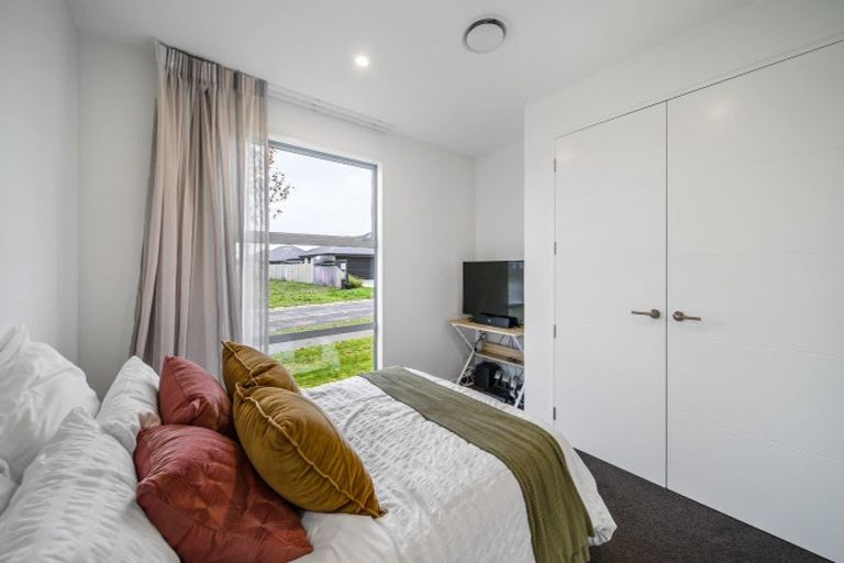 Photo of property in 2 Guyon Street, Marshland, Christchurch, 8083