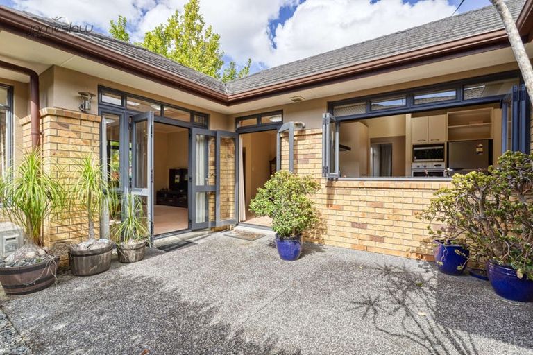 Photo of property in 198 Kyle Road, Greenhithe, Auckland, 0632