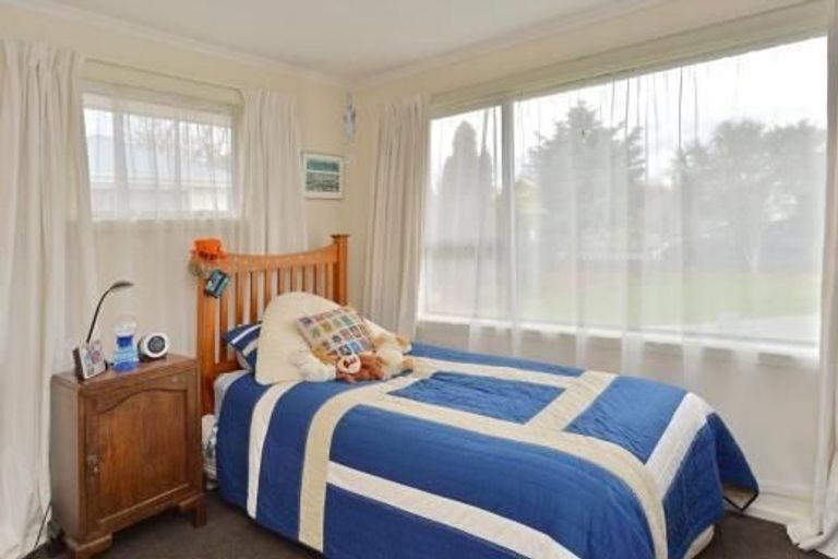 Photo of property in 52 Cridland Street East, Kaiapoi, 7630