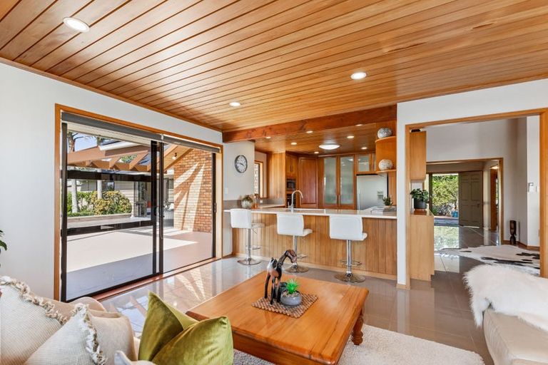 Photo of property in 175 Oaia Road, Muriwai, Waimauku, 0881