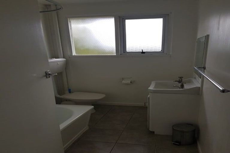 Photo of property in 3/15 Glengarry Road, Glen Eden, Auckland, 0602