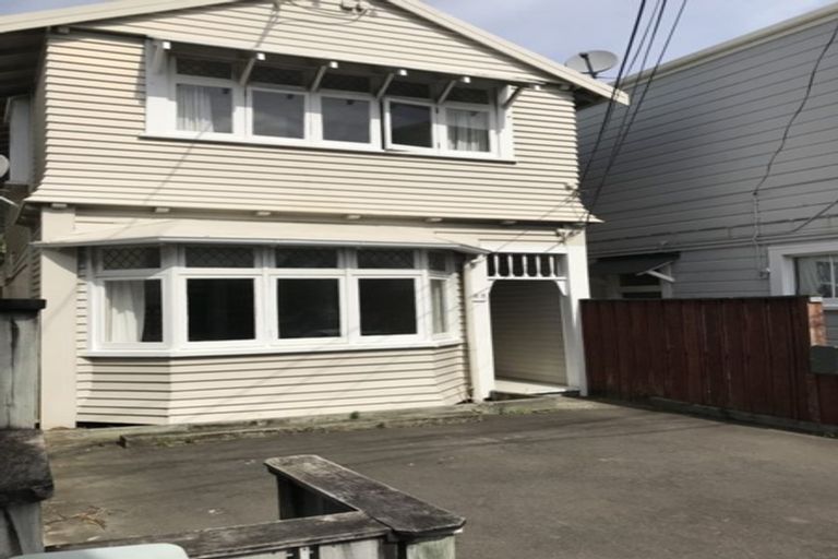 Photo of property in 37 Brougham Street, Mount Victoria, Wellington, 6011