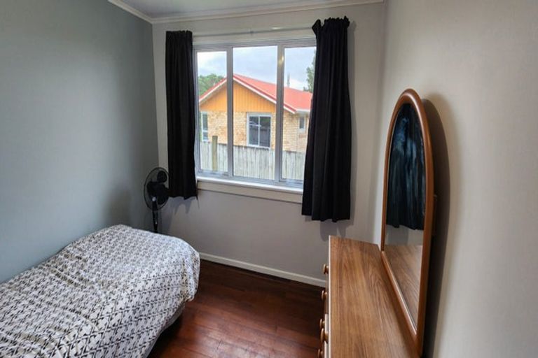 Photo of property in 17 Cumming Street, Okato, 4335