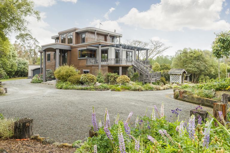 Photo of property in 169 Moonshine Valley Road, Aokautere, Palmerston North, 4471