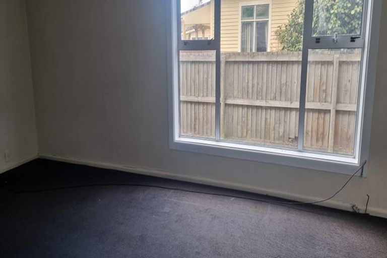 Photo of property in 18 Torrens Road, Hillmorton, Christchurch, 8024