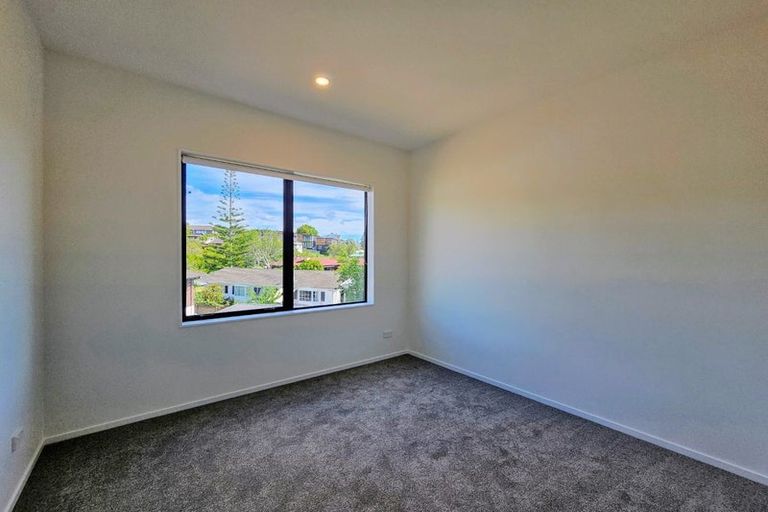 Photo of property in 25c Jandell Crescent, Bucklands Beach, Auckland, 2014