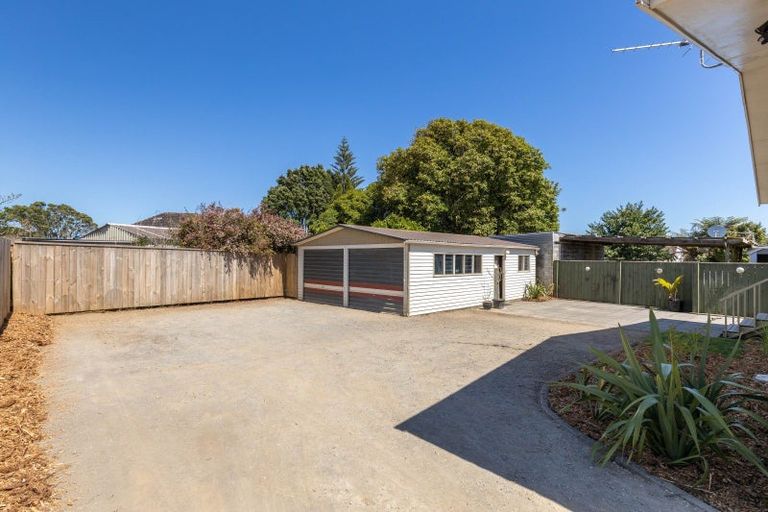 Photo of property in 5 Ihaia Street, Waitara, 4320
