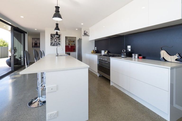 Photo of property in 8 Halston Close, Huntingdon, Ashburton, 7774