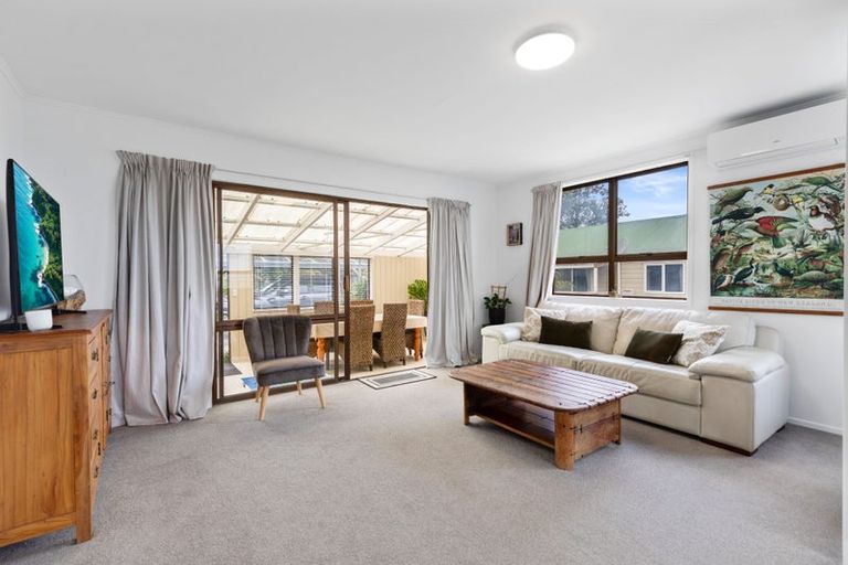 Photo of property in 240 Pukehina Parade, Pukehina, Te Puke, 3189