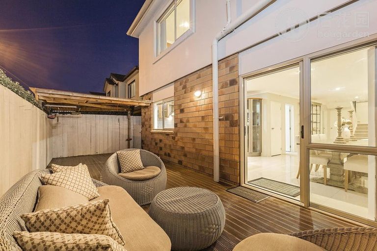 Photo of property in 1 Birchlands Road, Flat Bush, Auckland, 2019